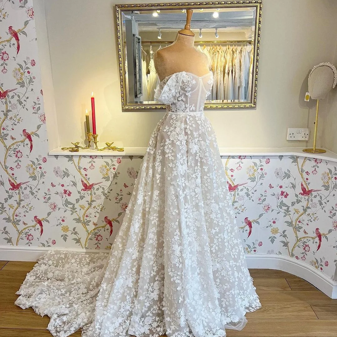 

High Grade Lace Strapless Bridal Wedding Dress Appliqued A Line Off Shoulder Bride Gown With Cathedral Train