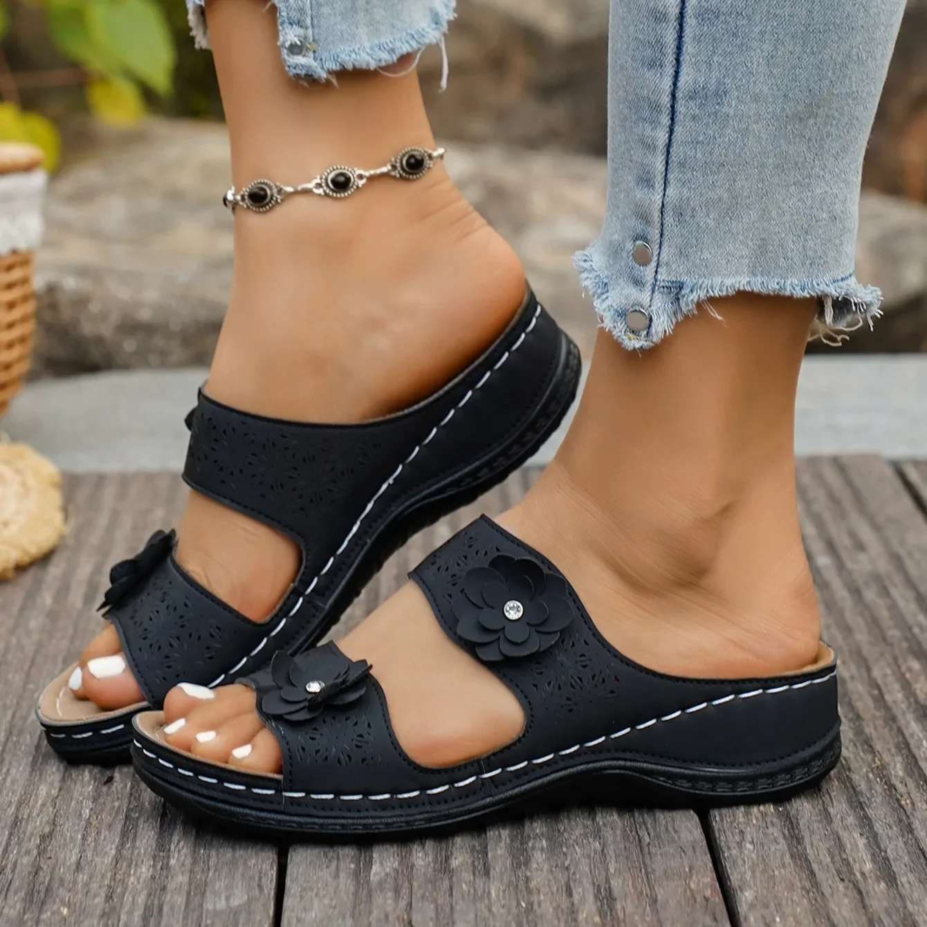 Women's Retro Wedges Sandals Summer Comfortable Round Toe Slippers_voghion.com