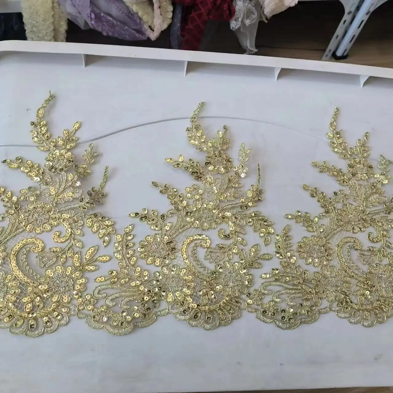 1 Yard Sequin Gold Thread Lace Flower Applique Trim Edge Handmade diy Material Wedding Clothing Applique Flower Timimg 25cm wide