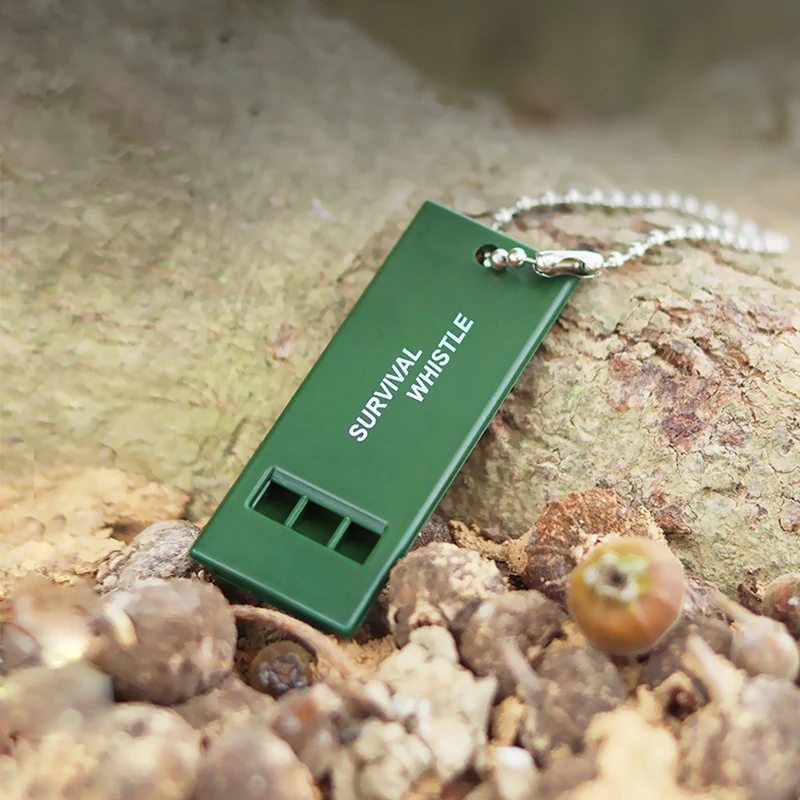 Tri-Band Outdoor Survival Whistle สัญญาณฉุกเฉินกู้ภัยนกหวีดพวงกุญแจสําหรับตั้งแคมป์เดินป่าปีนเขา EDC ผู้ตัดสินกีฬา