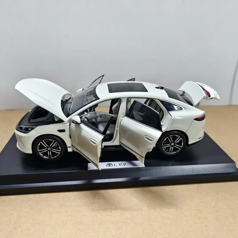 Original 1:18 BYD Qin L EV 2025 Alloy Display Car Model , Detailed Miniature Car for Gift, Decor, Collectible