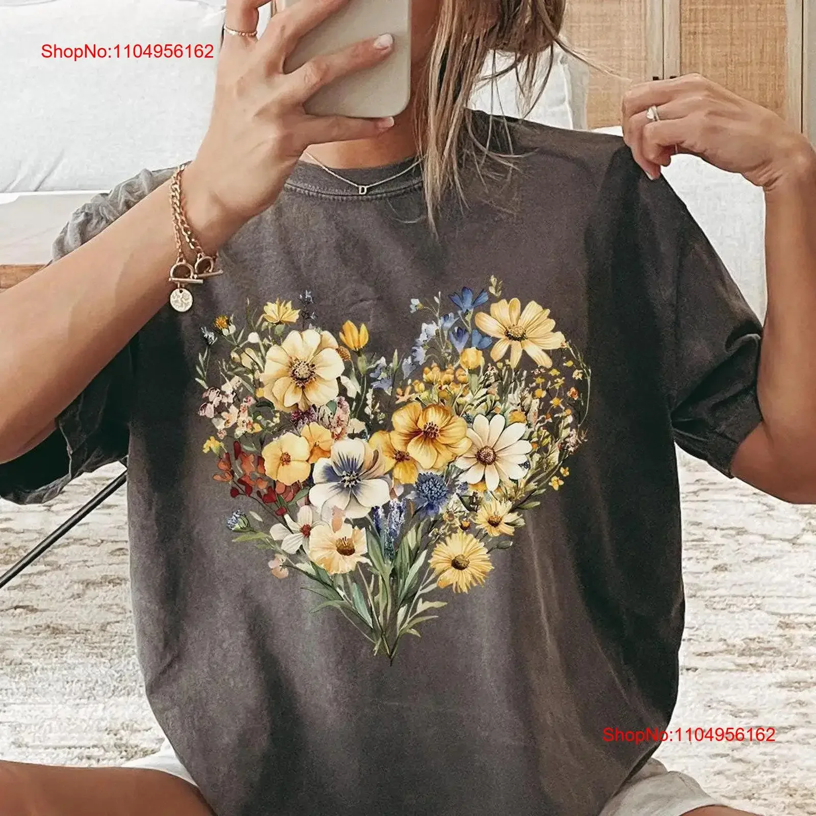 

Pressed Flowers T Shirt Boho Cottagecore Pastel Botanical Floral Fairycore Oversized Wildflowers vintage Washed homme Stylish