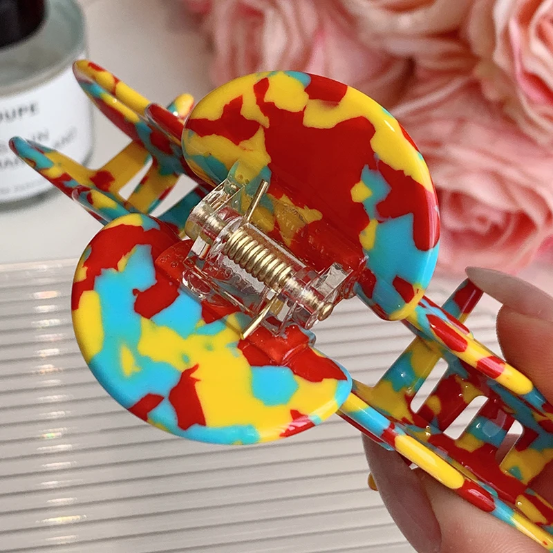 New Arrived 11cm Oil Painting Pattern Hollowed-out Large Shark Clip Retro Acetic Acid Hairpin Senior Sense Ponytail Clip