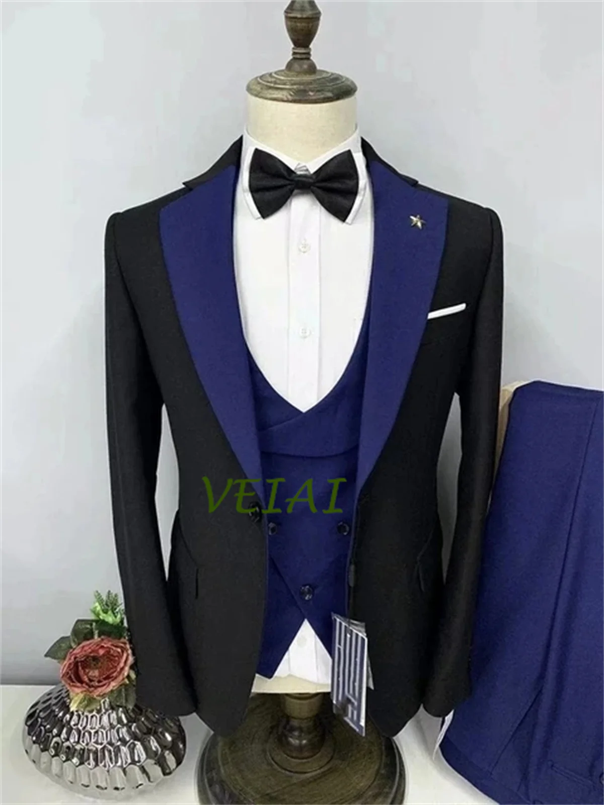 New Black Men Suits Red Shawl Lapel Wedding Dress Slim Fit Costume Homme Groom Suits Tuxedos 3 Pcs Prom Terno Masculino