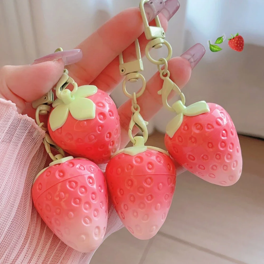 Leuke Aardbeienlippenstift Hydraterend en hydraterend Water verwijderen van dode huid Mannelijke en vrouwelijke studentenfeestlippenstift Kleurloos