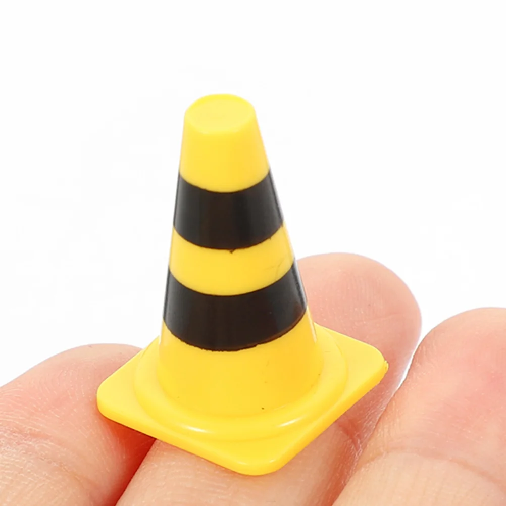 Childrens Toys Mini Road Signs Roadblock Simulation Props Children’s Educational Plaything Plastic Traffic Cognitive