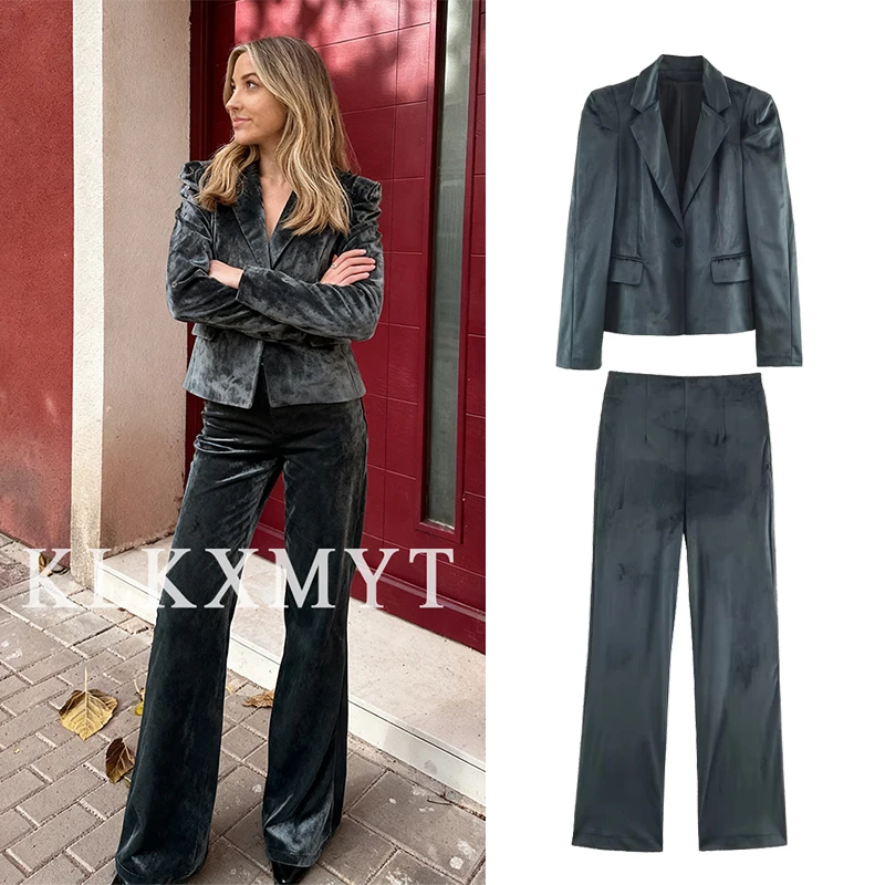 

Women’s velvet Suit 2025 New Fashion Solid Color Suit Long Sleeves Button Top+Leisure Pants Two Piece Set Women Elegant Suit