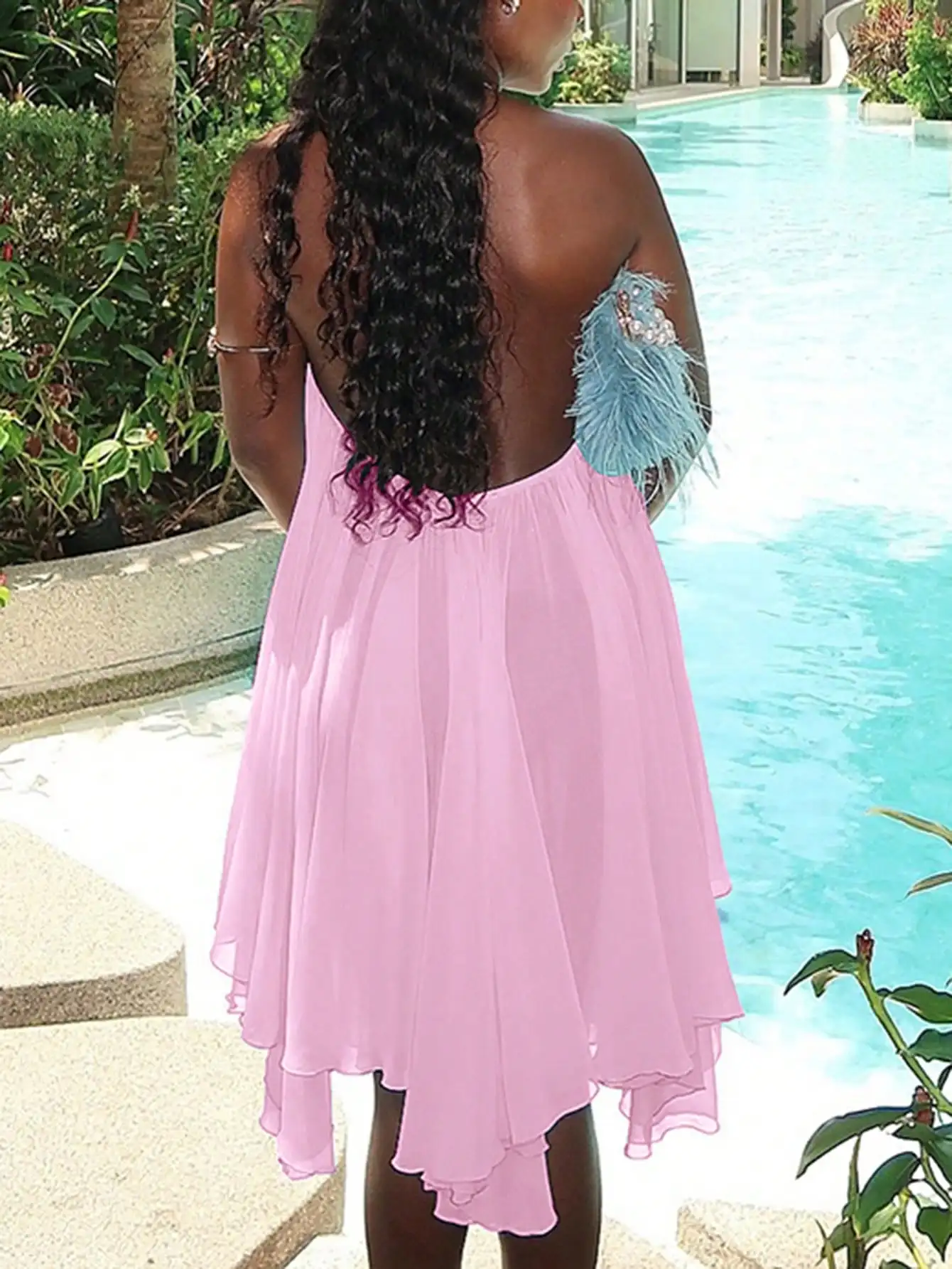 Vestido Mini Assimétrico Rosa com Decote Halter para Mulheres, Chiffon Leve, Ideal para Festas de Verão