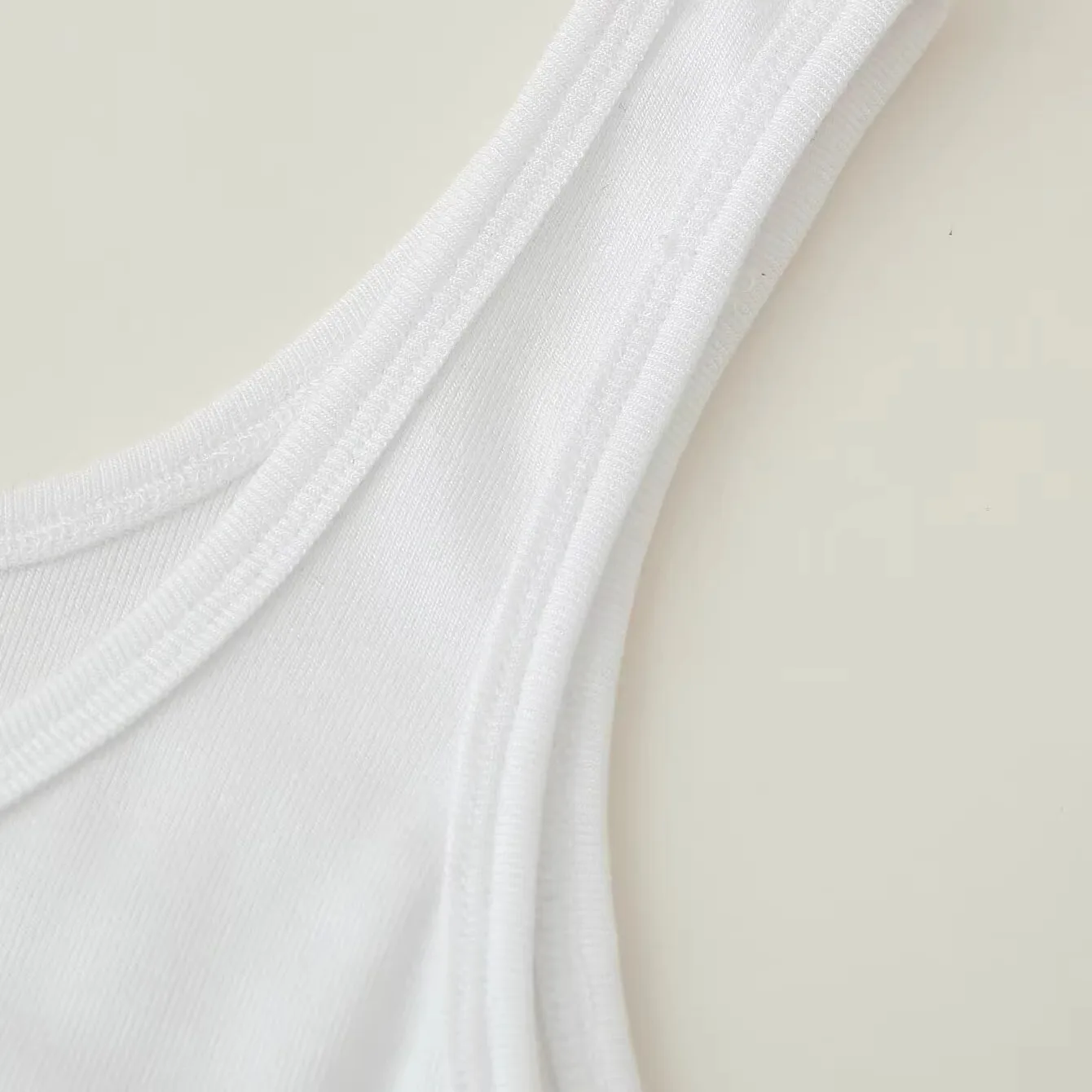 JNLEAOG Spring New Women's Faion Design Bead Embroidery Vest Polyester Fiber ort Sle Pure Color Versatile Fit