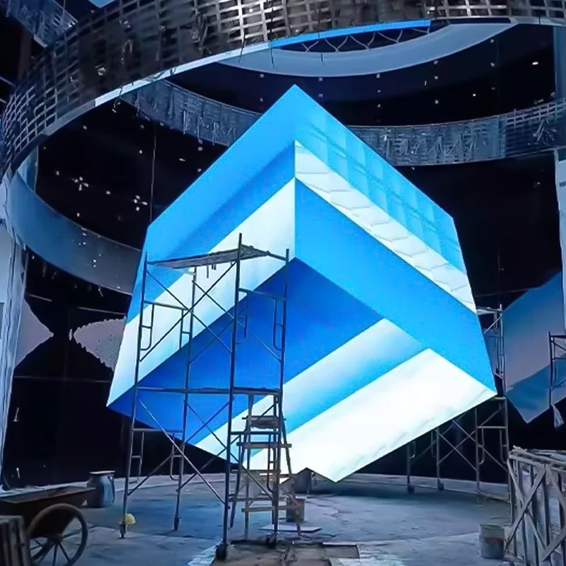 شاشة LED داخلية/خارجية HD P3.91 شاشة مكعب سحري 5 جوانب لإعلان متجر البيع بالتجزئة صورة فيديو مستوحاة #2