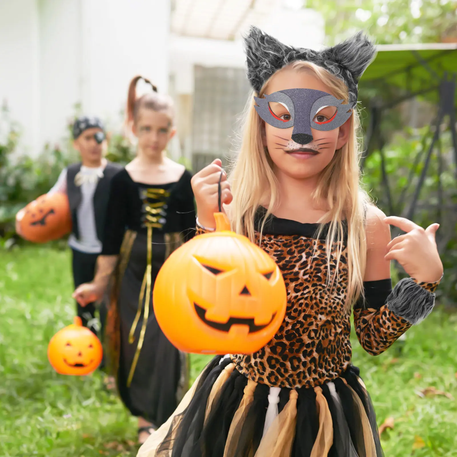 

1 Set Wolf Costume Animal Role Play Suit Includes Ears Gloves Tail Party Cosplay Performance Outfit Kids Wolf Costume