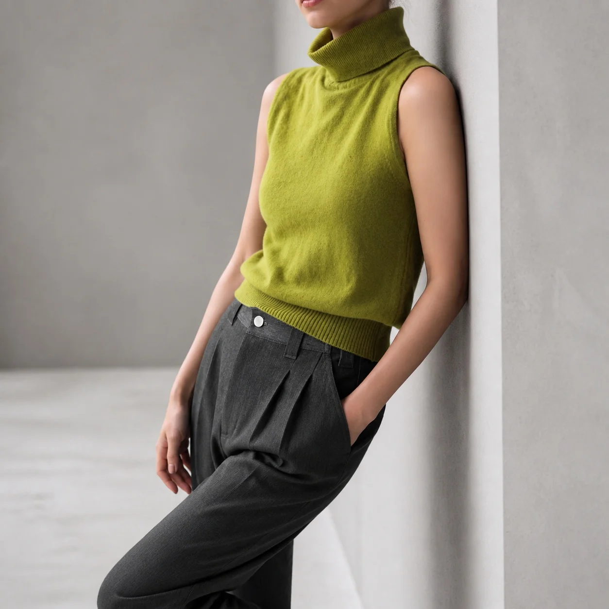 Women's Warm Autumn Casual Simple Solid Color Slim Fit Strapless Long Length Vest for Women Layering or Wearable Alone Olive