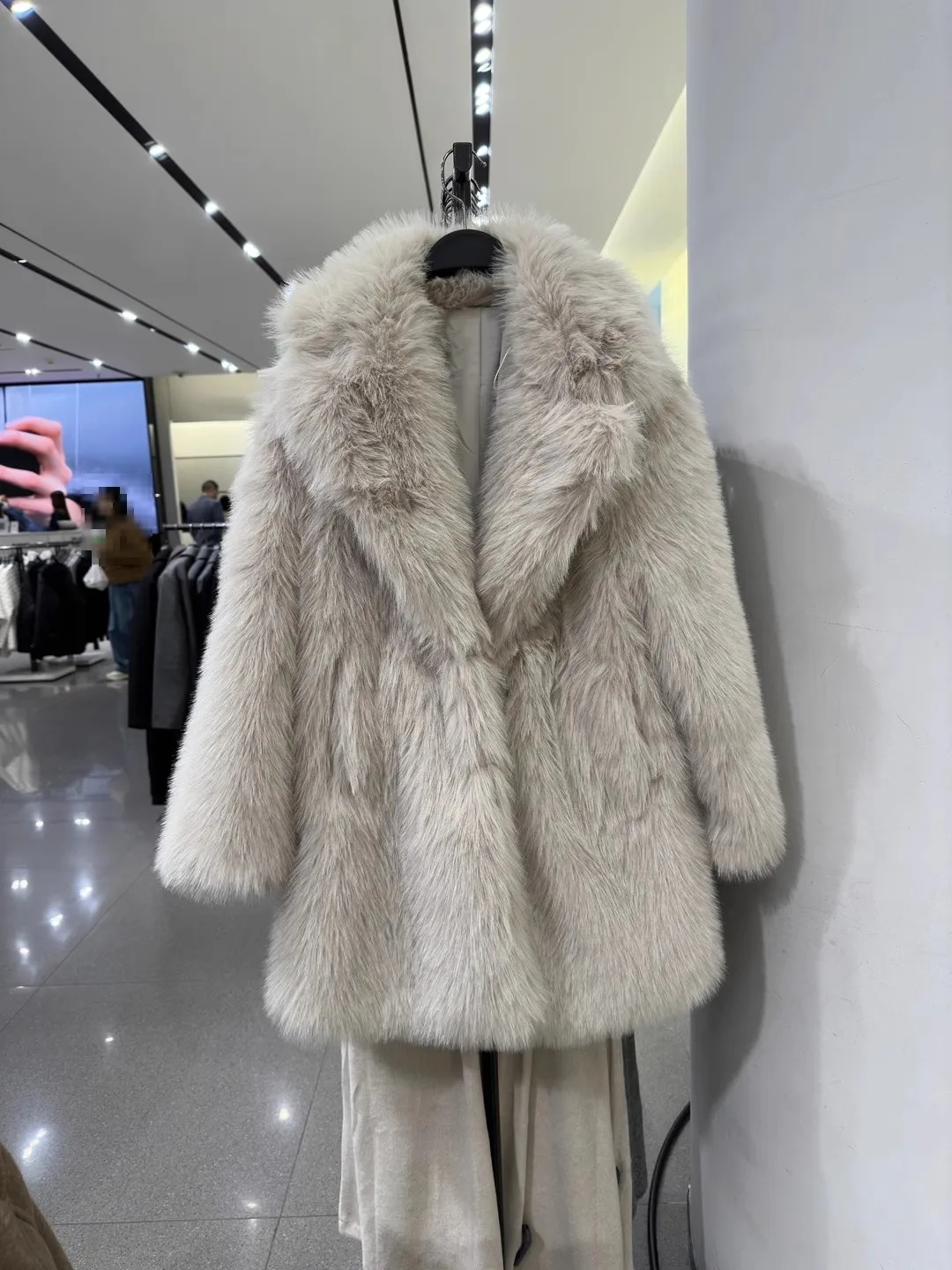 Otoño Invierno nueva llegada abrigo con efecto de piel sintética para mujer Jaet corte holgado largo Sve abotonada Color puro prendas de vestir exteriores para ir al trabajo