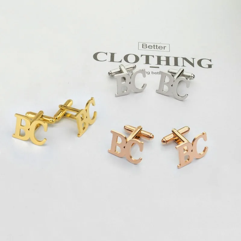 Anpassbare Manschettenknöpfe mit 2 Buchstaben und Initialen für Herren, goldener Edelstahl, individuelle Manschettenknöpfe, Hochzeitspaare, Geschenk, Hotwife-Souvenir