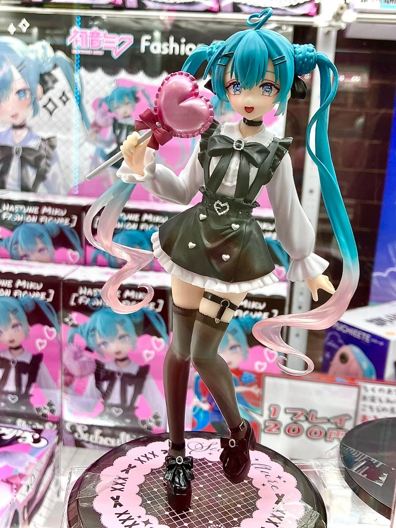 18cm Sexy Girl Hatsune Miku Anime Figure Fashion Subclture Miku Action Figure Room Decorations PVC Collection Model Doll Toys