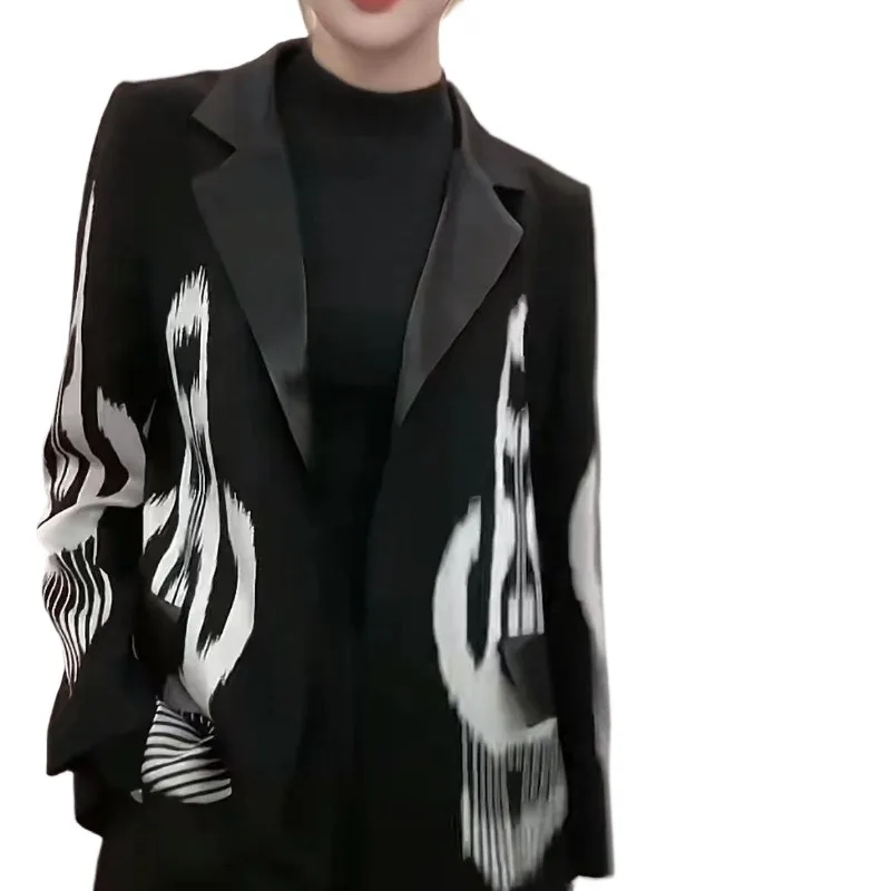 Spring or Autumn Luxury High-grade Temperament Xinjiang Ethnic Black Printed Suit Jacket Ethnic Style Suit Outside Age Reduction