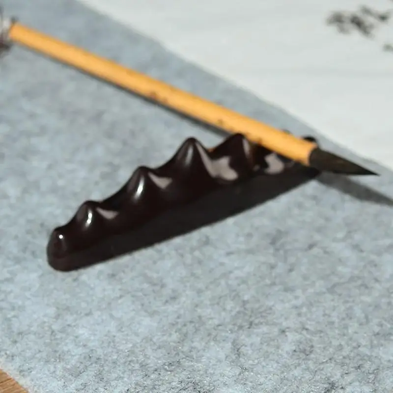 W89c каллиграфия построена с сетками для рисования практики каллиграфии.