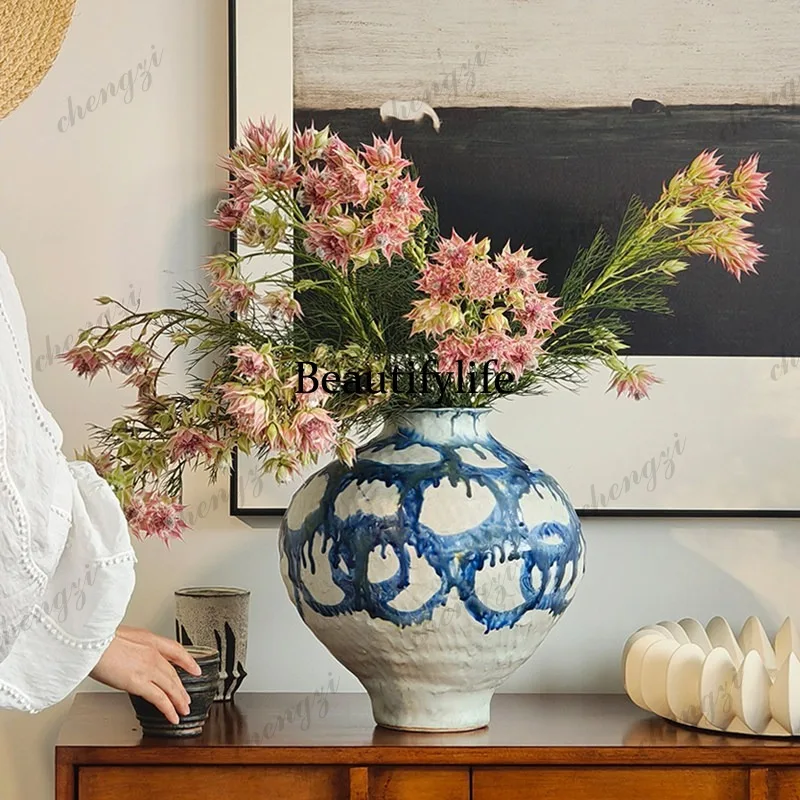 Jingdezhen Ming blue and white blown glaze craft vase wabi sandy wind new Chinese restaurant ornament