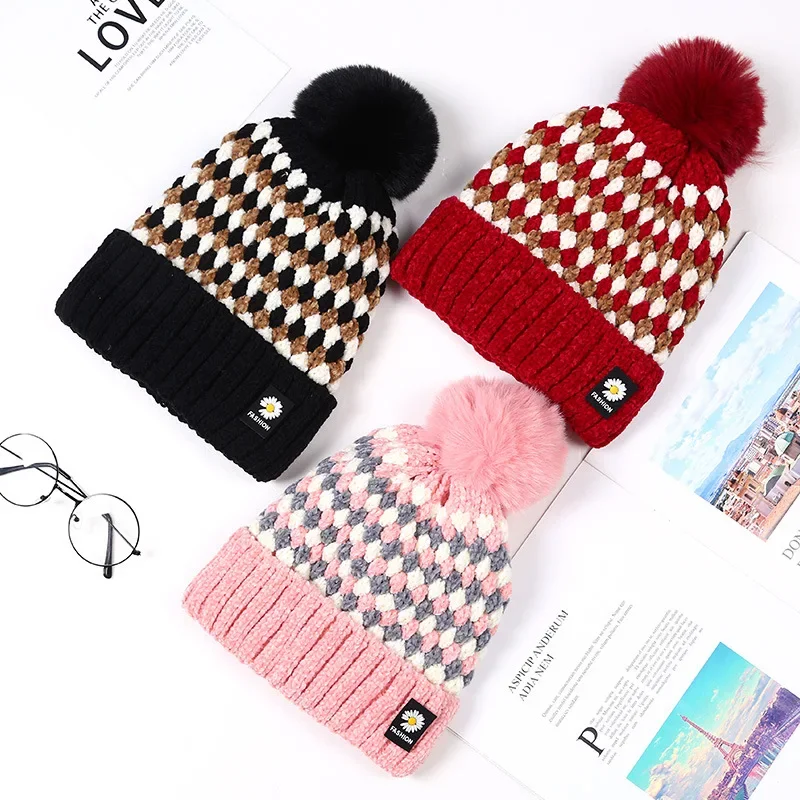 Winter Hats for Women Chenille Plush Thick Knitted Hat Outdoor Windproof Keep Warm Beanies Jacquard Woolen Knit Hat Adult Skull