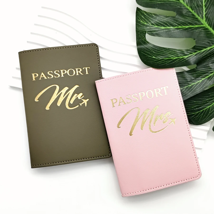 2PCS a Set Mr/Mrs Lovers Couples PU Leather Passport Cover Case Card Holder Travel Accessories Lightweight Wallet For Women Men