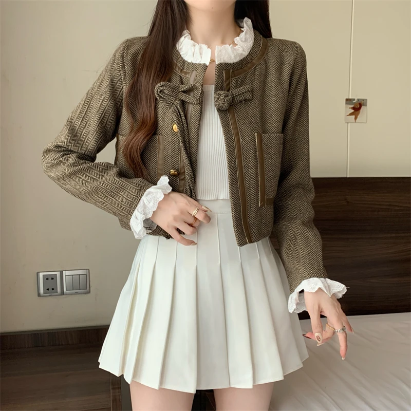 Tweedowa kurtka płaszcz oversize damski jesienno-zimowy ocieplana wygodna elegancka klasyczna w stylu socjality dopasowana Harajuku