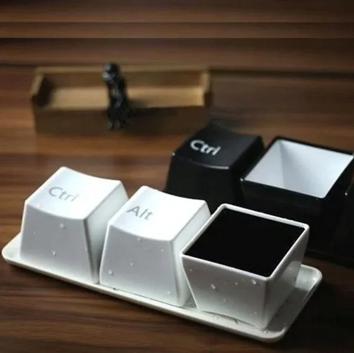 New Creative Cup Tea Set Keyboard Fashion Cups Black Color Ctrl Del Alt 3 Pieces/ Mugs Promotion Gifts Coffee Cup Cups and Mugs