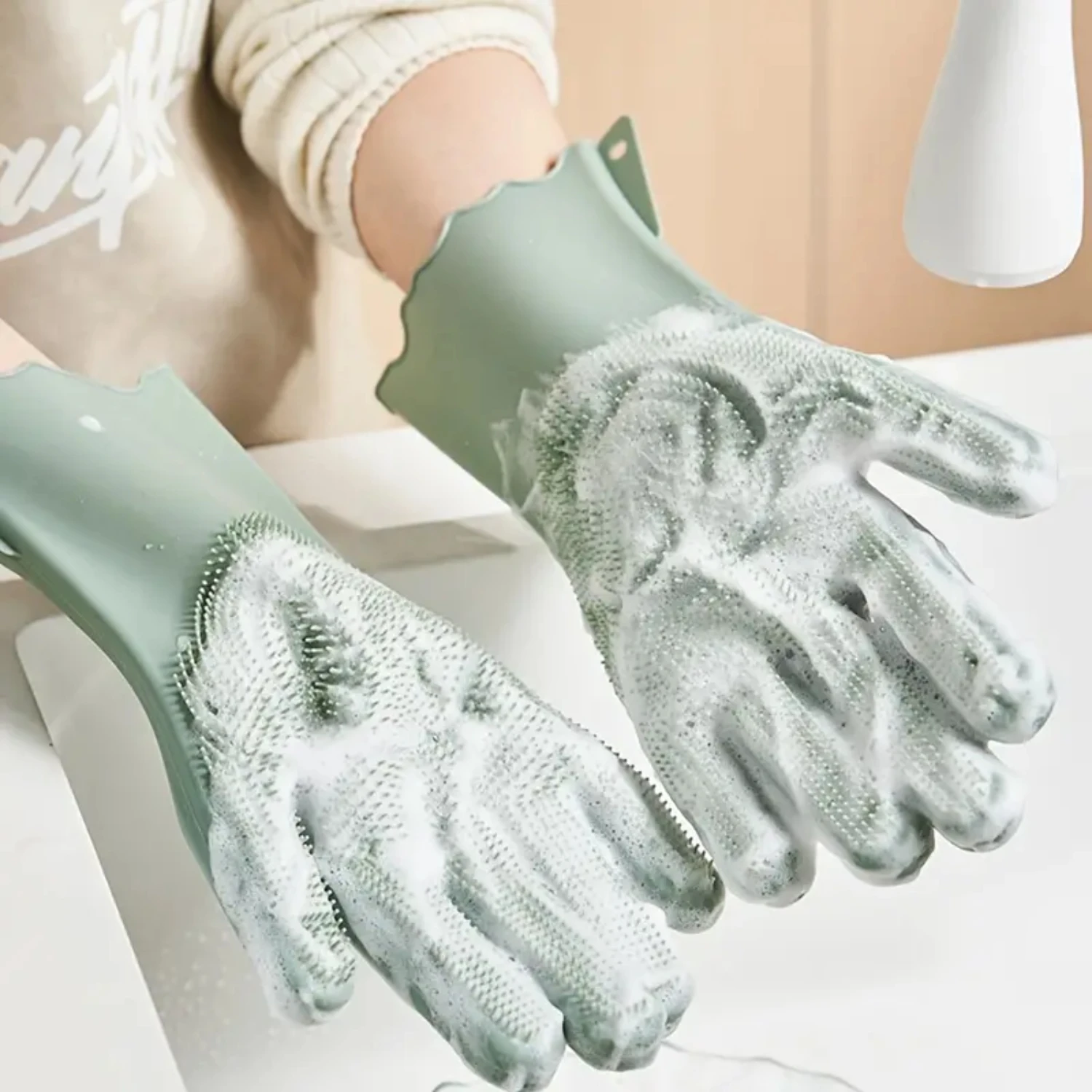 1pc Waterproof and Reusable Silicon Scrubbing Gloves for Kitchen Cleaning and Dishwashing Multi-functional Dishwashing Gloves