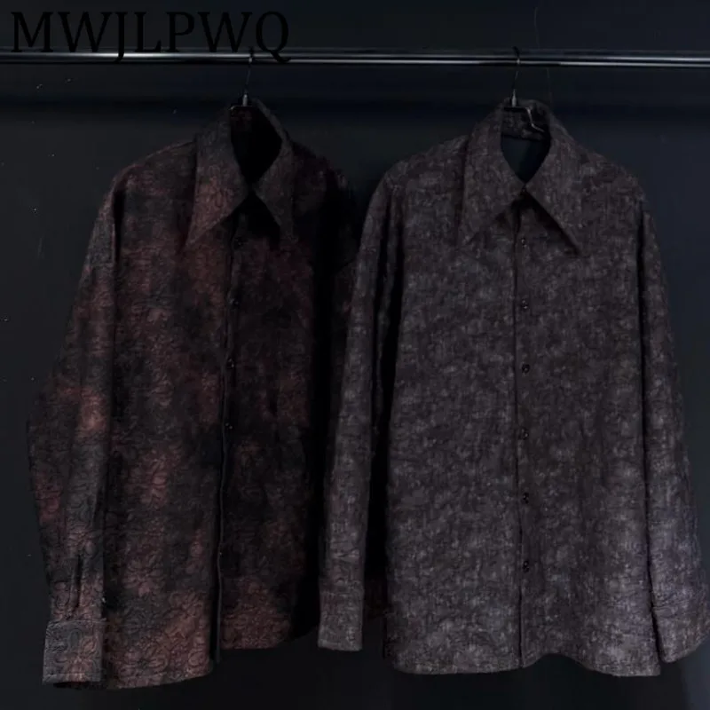 MWJLPWQ مطبوعة واحدة الصدر التلبيب تصميم قميص للرجال شارع العليا 2025 جديد فضفاض عادية كم طويل بلوزات أنيقة 12403