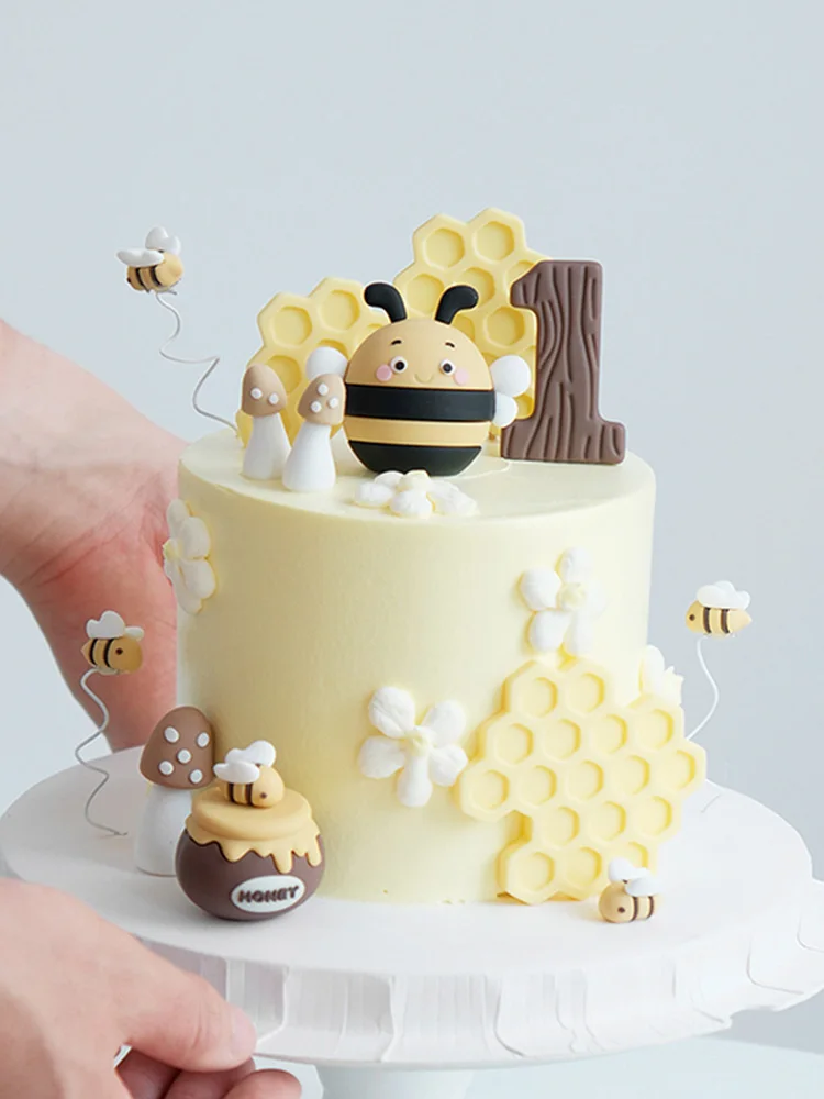 Cartoon Bee Animal Cake Toppers Honeycomb Felt Happy Birthday Sign Topper for Cake Decorating Gift view 6
