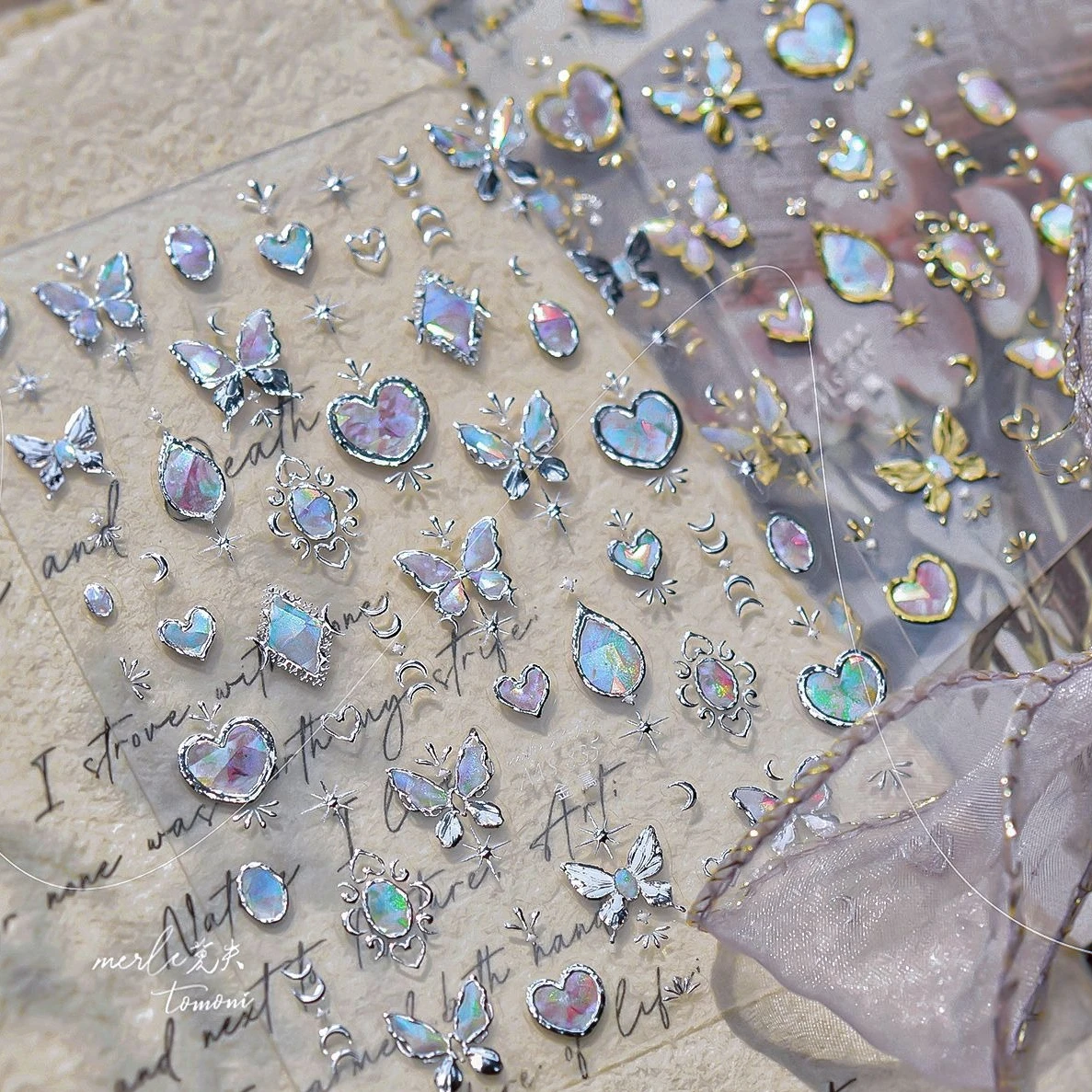 กรอบรูปดาวอัญมณีหรูหรา นาฬิกาทรงไม่สม่ำเสมอ บล็อกโลหะ ดาวเคราะห์ รูปทรงเรขาคณิต ดวงจันทร์ หัวใจ สติ๊กเกอร์เล็บลายเลเซอร์สุดหรู