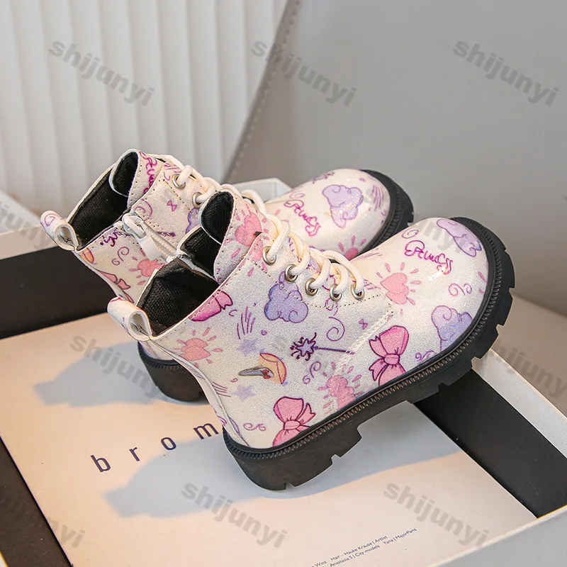 Girls Fashion British Style Boots 2025 Autumn New Design Soft Sole Non-Slip Short Leather Boots Princess Printed Soft-soled Boot