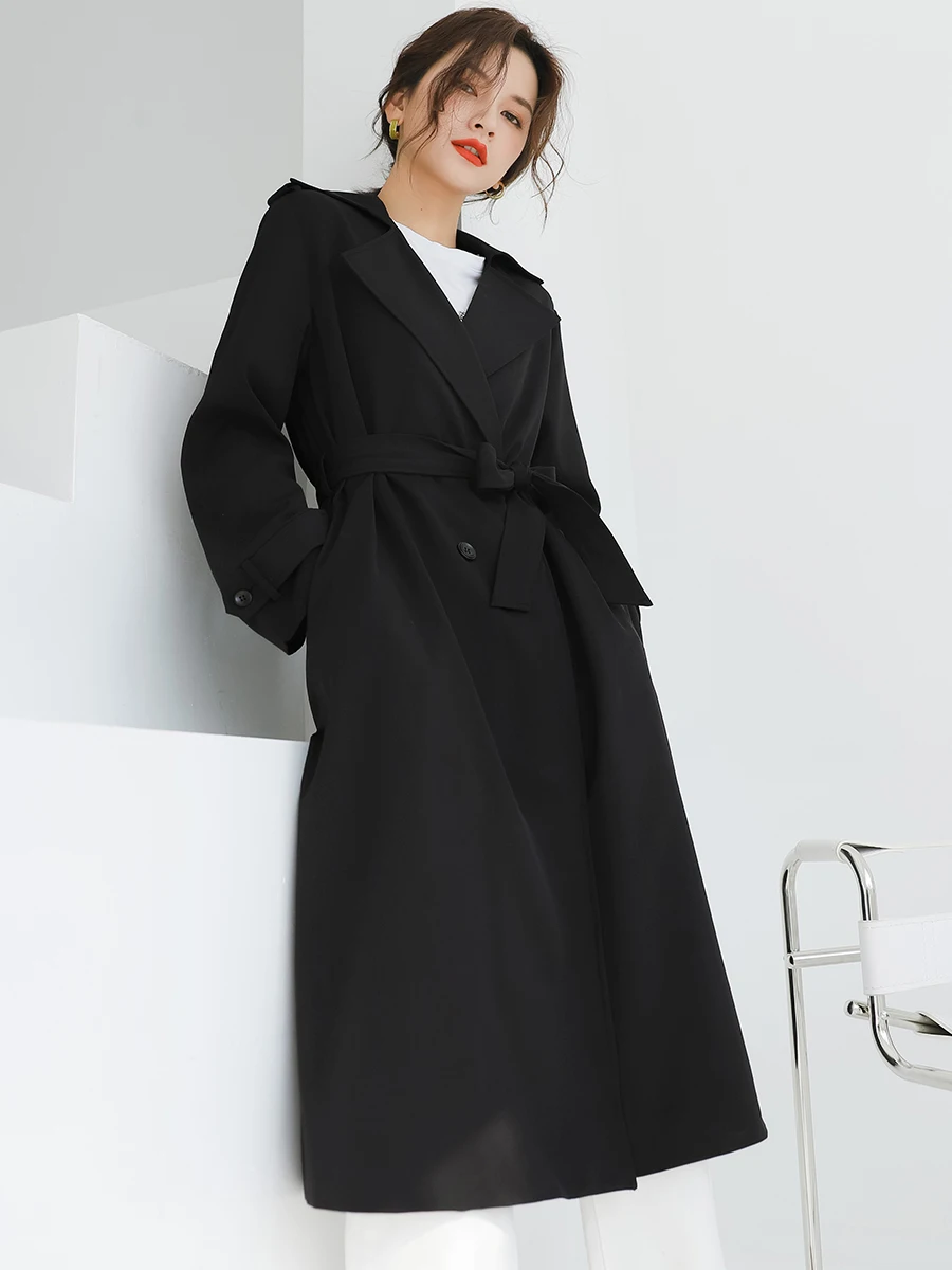 

Черное женское пальто средней длины, двубортное, до колен, в корейском стиле, прямого кроя, с длинными рукавами