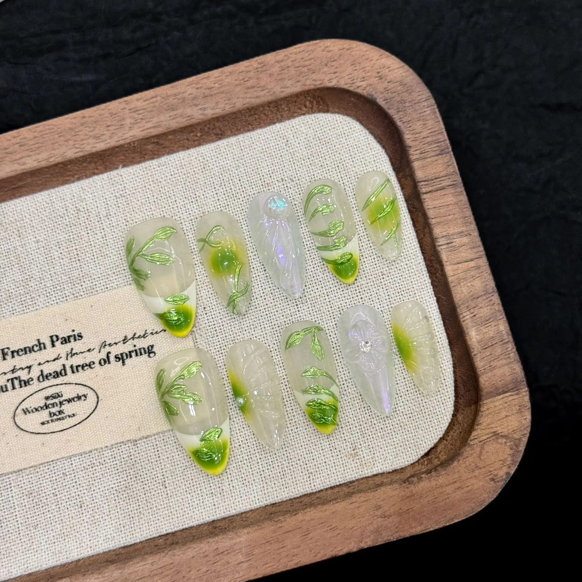 

10pcs Little Fresh Green Almond Handmade False Nails Hand-painted Flower Leaves Designs Press On Nail French Summer Fake Nail