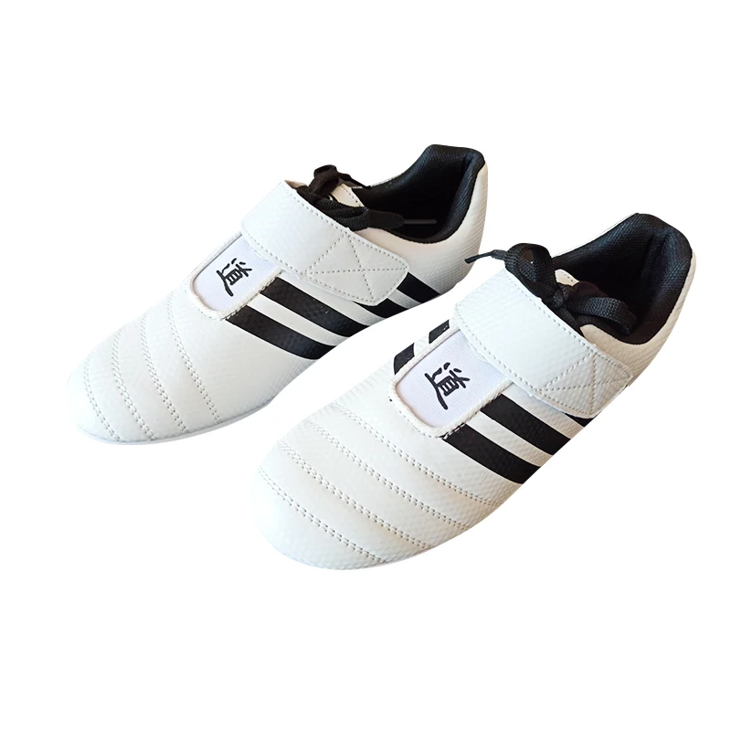 大人と子供テコンドーシューズ男性女性体育館カンフー柔術空手トレーニングシューズ通気性 TPR ソフト底の靴