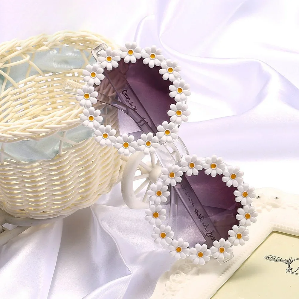 

Cute Little Daisy Adult Sunglasses Daily Sun Glasses Multi-color Available Resin Material Flower Glasses