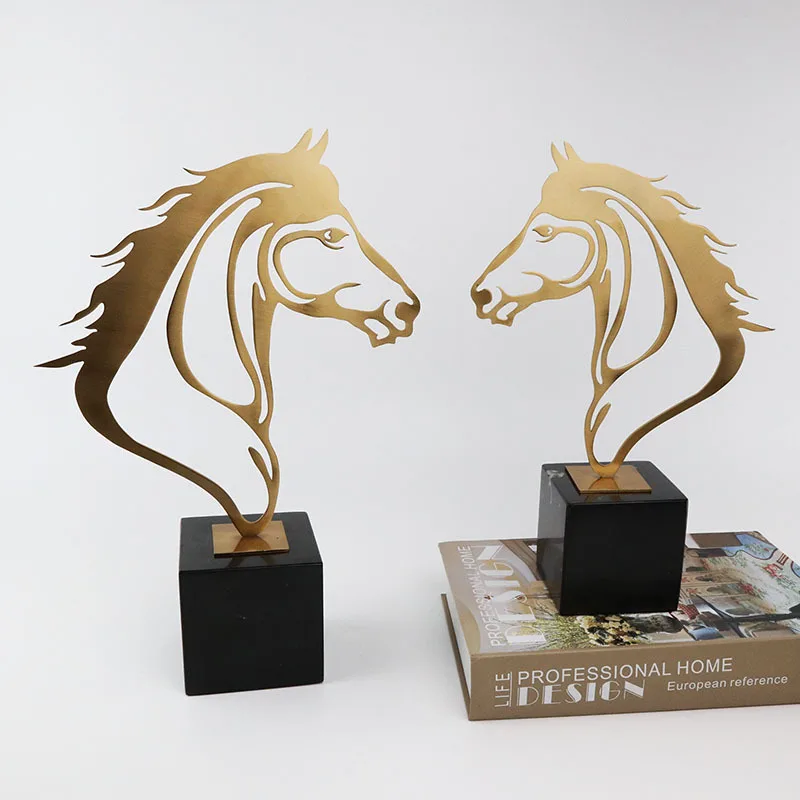

PYH light luxury horse ornament metal cast iron ornament hotel model room villa sales office bookcase display