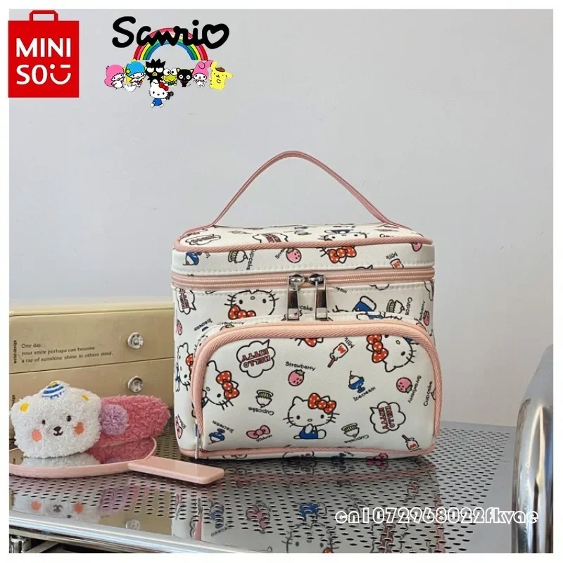 HelloKitty 2025 Nuova borsa per il trucco portatile Borsa di stoccaggio impermeabile di alta qualità di moda Borsa di stoccaggio divisa di grande capacità per cartoni animati