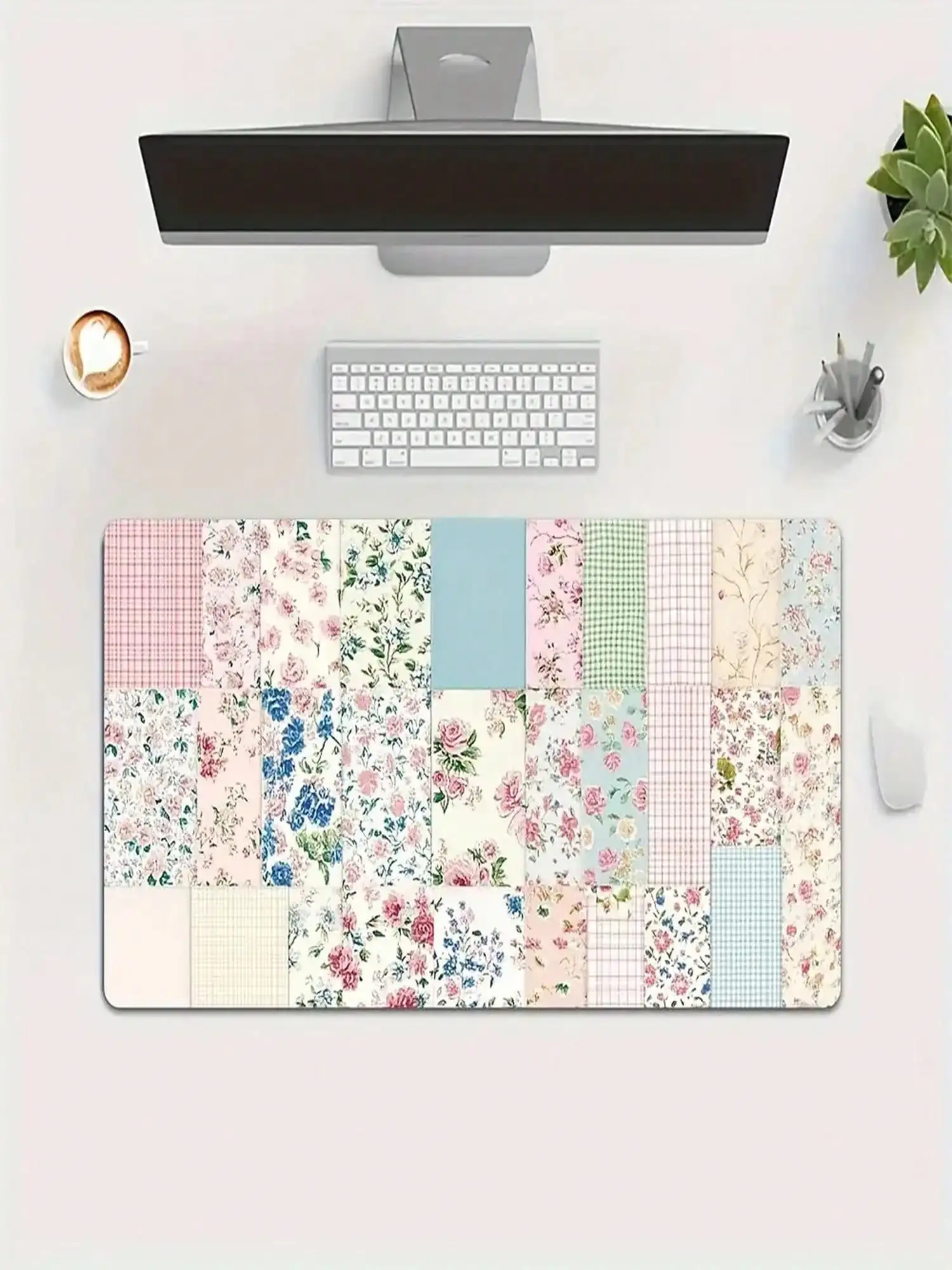

Large Color-Blocked Mouse Pad - 1 Piece, Non-Slip Rubber Base, Suitable For Office And Home Use.