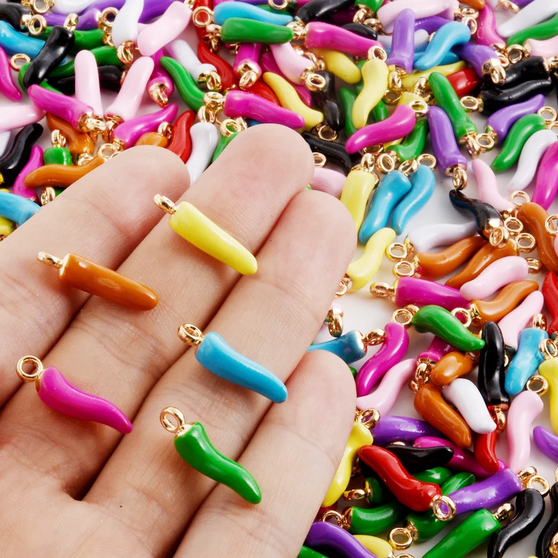 20/40Pcs Random Colorful Chili Italian Food Hot Pepper Charms Bijoux DIY Lucky Talisman Horn Cornicello Pendant Jewelry Making