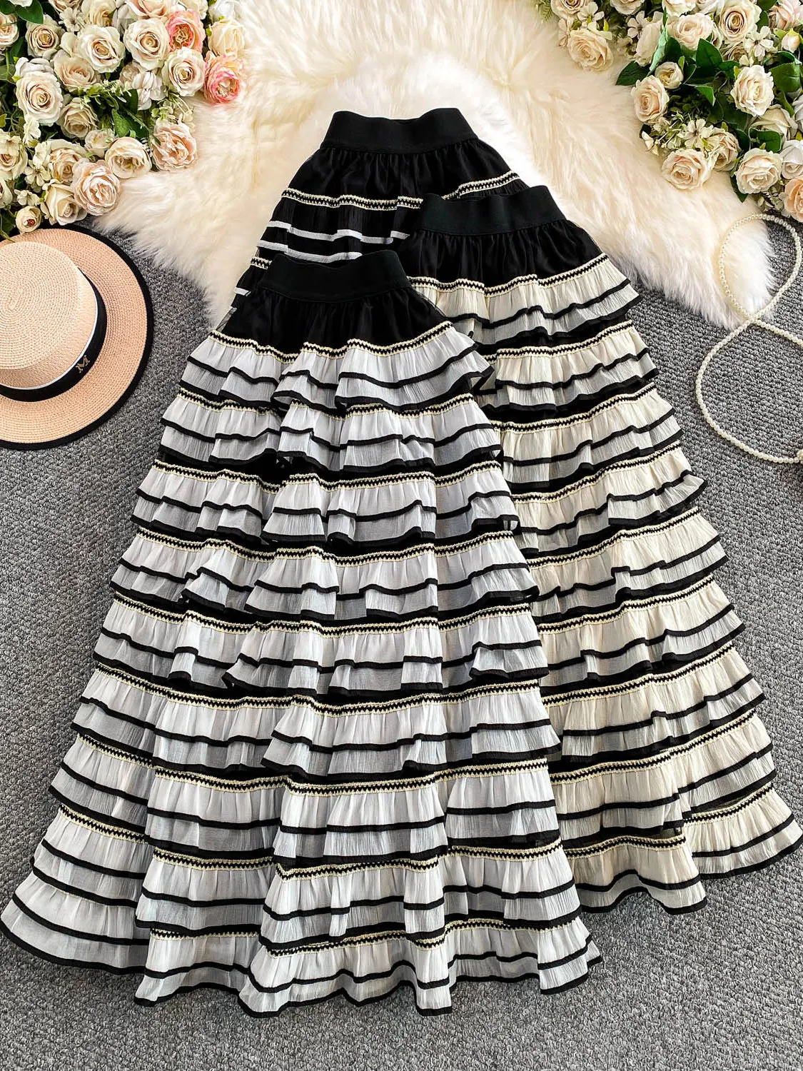 

Ele Knitted Stripe Midi Skirt Women's Autumn 2025 Slimming High Waist Cake Skirt Korean Sle Anti-Ball Daily Wear
