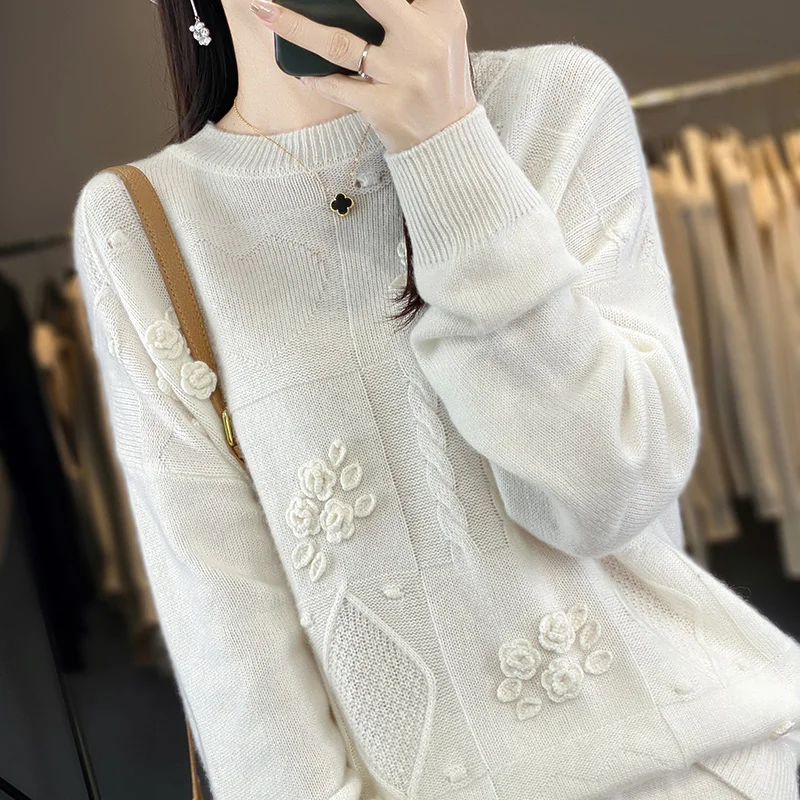 Autumn and winter new 100% pure sweater women's round neck heavy industry embroidery crochet hollow sweater with bottoming sweat