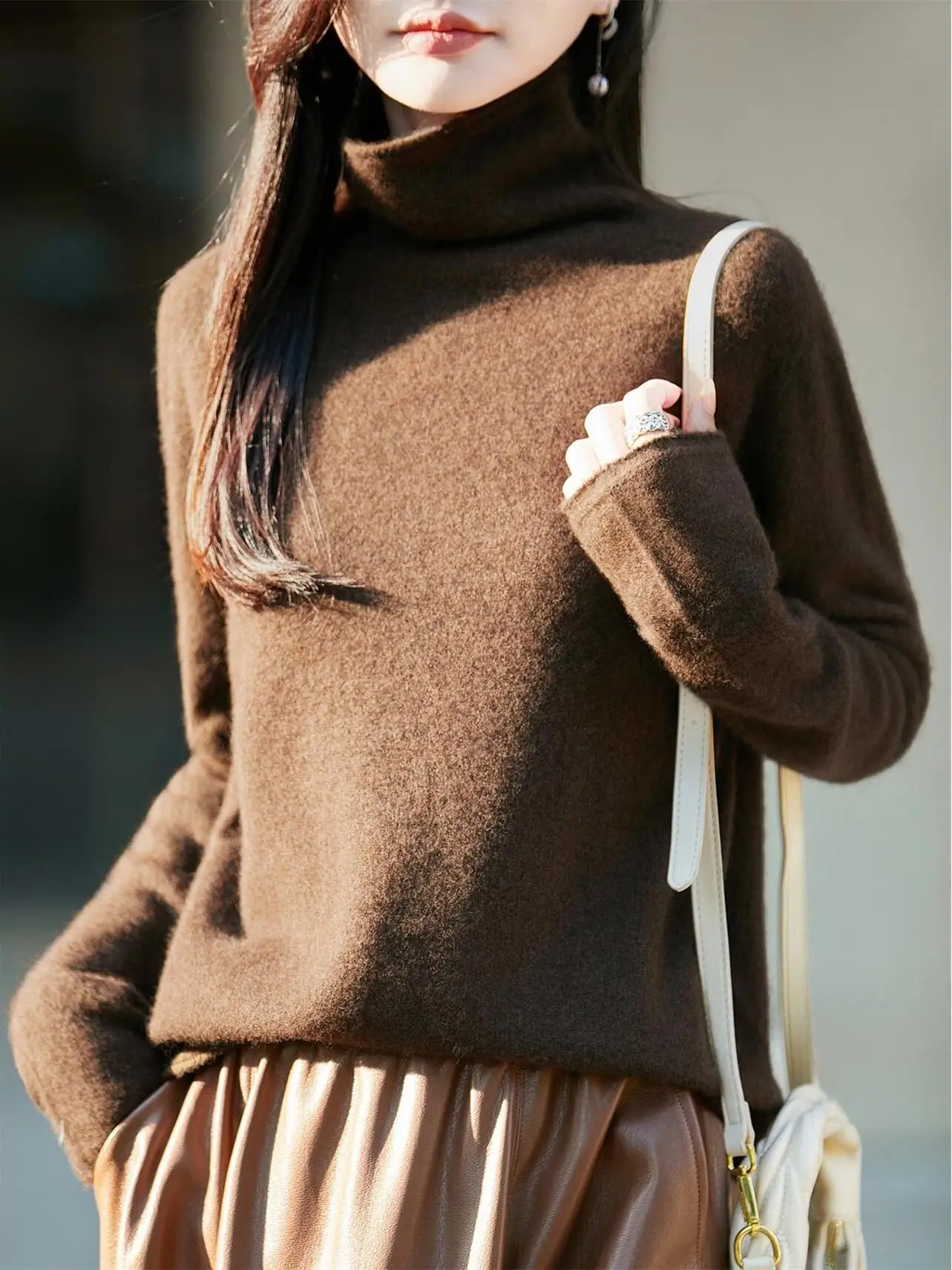 High Quality Seamless Cashmere Knitted Base Shirt Women's Loose Inner Warm Turtleneck Sweater Casual Soft Long Sleeve Top