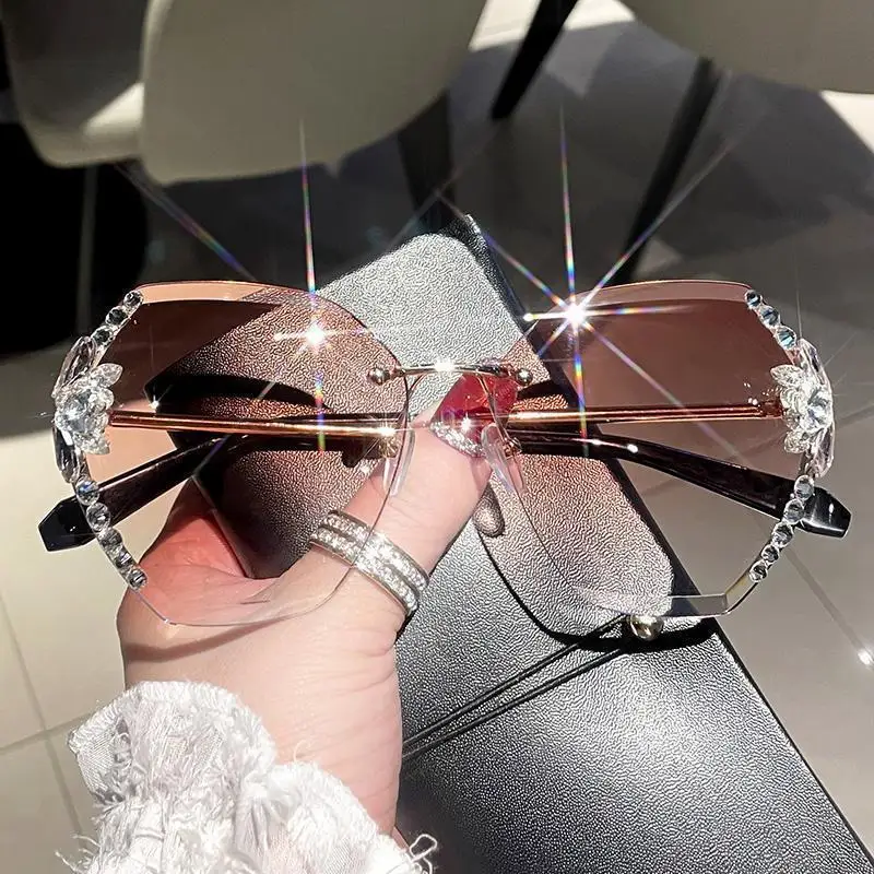 2022 Rimless Sunglasses Fashion Sun Glasses Women Tide Vasos Decorativos Luxury Lunette De Soleil Femme Vintage Zonnebril Dames