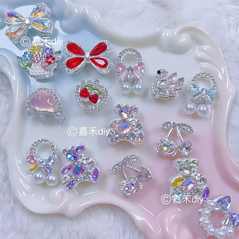New Bear Bow Multi-pass Heavy Industry Light Luxury DIY Mobile Phone Chain Accessories Loose Bead Material Can Be Over Pen
