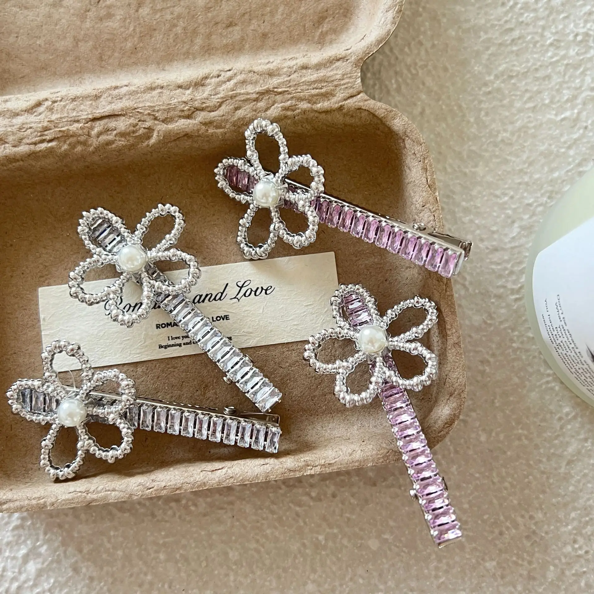 

Women's Hair Clip Korean Rhinestone Sweet Kawaii Retro Fashion Versatile Flower Hair Pins Headwear High-quality Hair Accessories