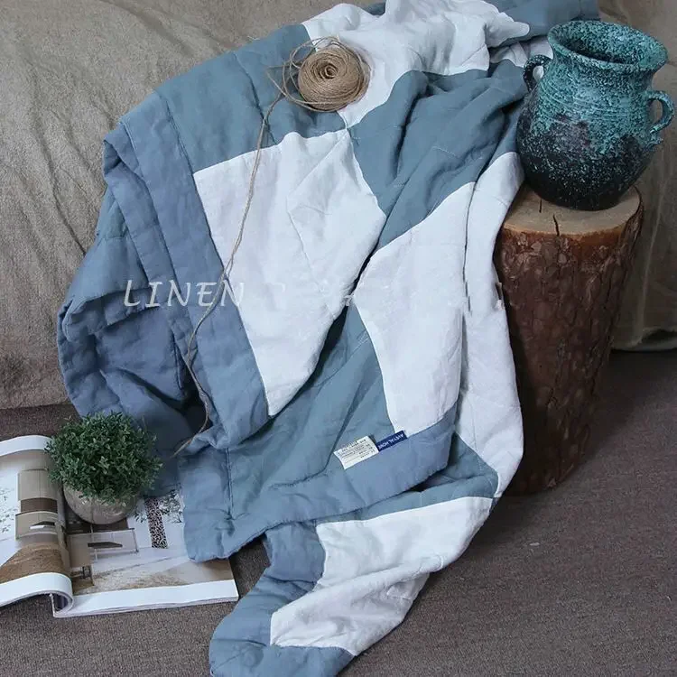 100% Linen Luxury Square Two tone Embroidery Cotton Quilting Bedspread Quilt For Hotel Home