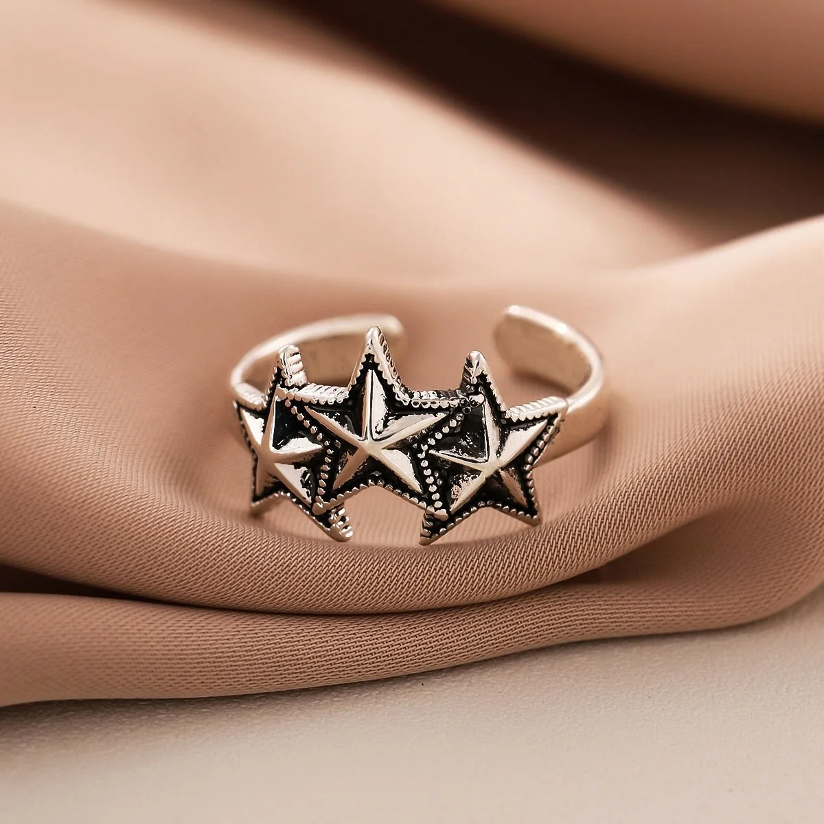 New Retro Three Big Stars 925 Sterling Silver Jewelry Personality Atmosphere Five-pointed Star Opening Rings R315