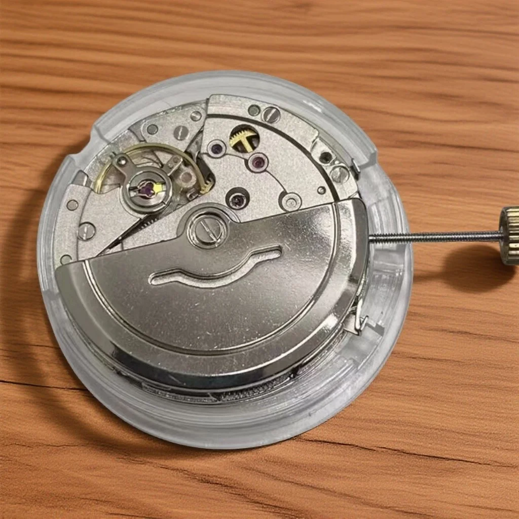 2813 Movement Six-Hand Three-Eye Chronograph with Moon Phase and Small Seconds 8205 Movement
