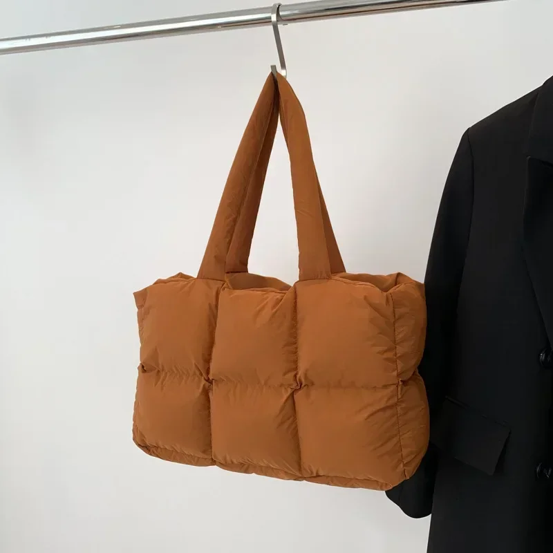 Axilas bolsas femininas versátil bolsa de ombro para baixo algodão jaqueta saco elegante mão feminina sacola designer sacos sac