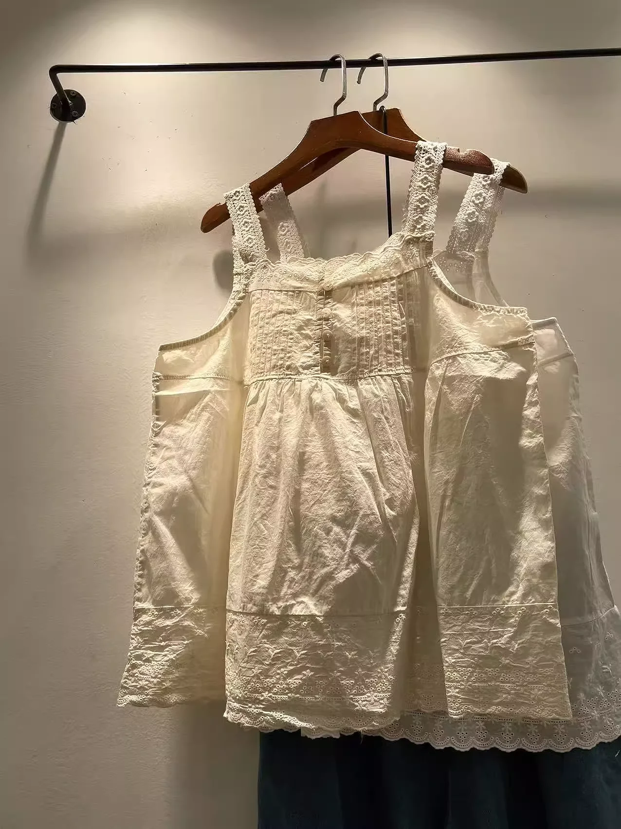 

Japanese Sweet Mori Girl Camisole Lace Embroidery Cotton Tank Tops Women Summer White Beige Sleeveless Tops